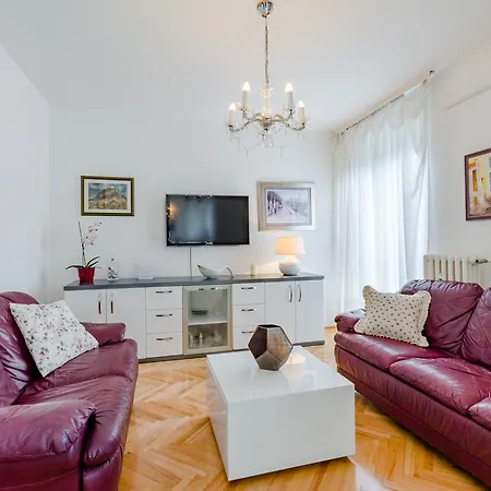 Anteo Apartment *
